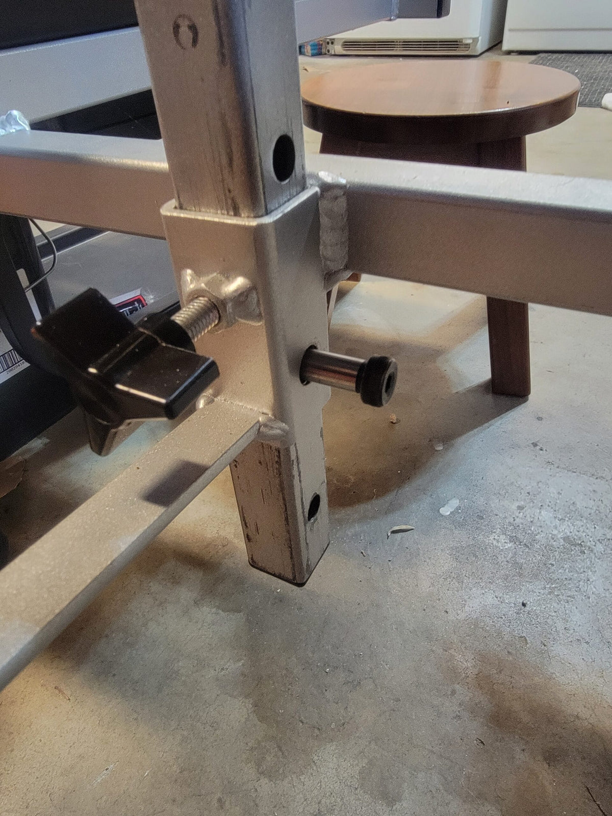 Bench Upright Shoulder Bolt