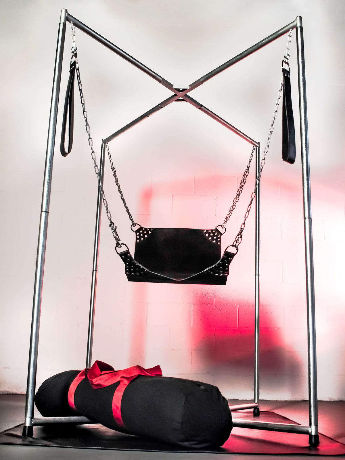 Mega-Thrust Cut Out Leather Sling